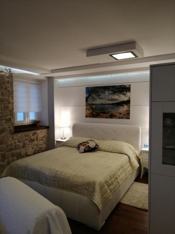 V&M Luxury Studio Паг Экстерьер фото